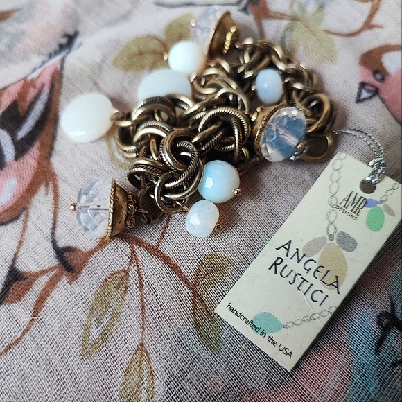 Stone Glass Moonstone Bracelet and Pierced Earrings Brass Tone Angela Rustini - Picture 8 of 8